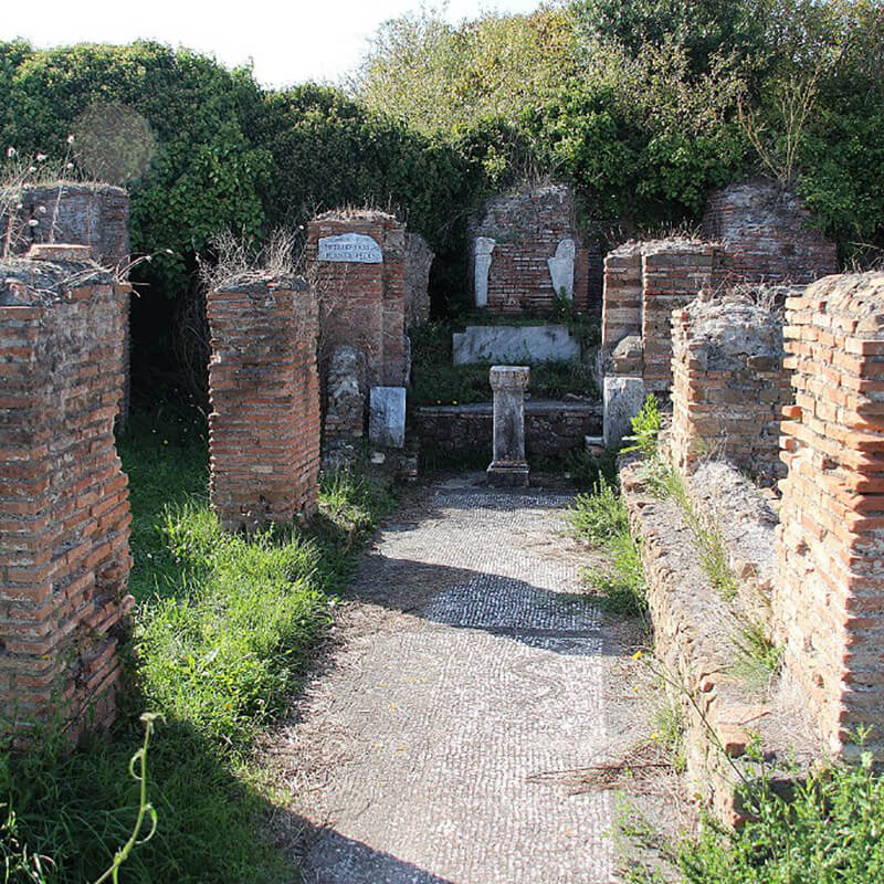 RomaGuideTour - Visite guidate a Roma | Parco Archeologico di Ostia Antica: case a giardino