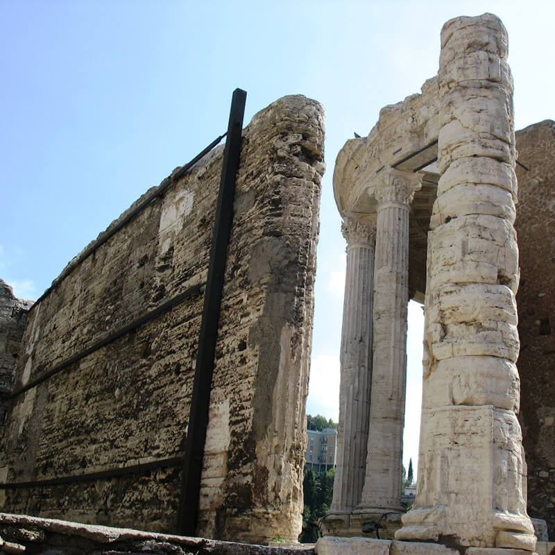 RomaGuideTour - Visite guidate a Roma e provincia | Acropoli di Tivoli: Tempio di Vesta e delle Vestali