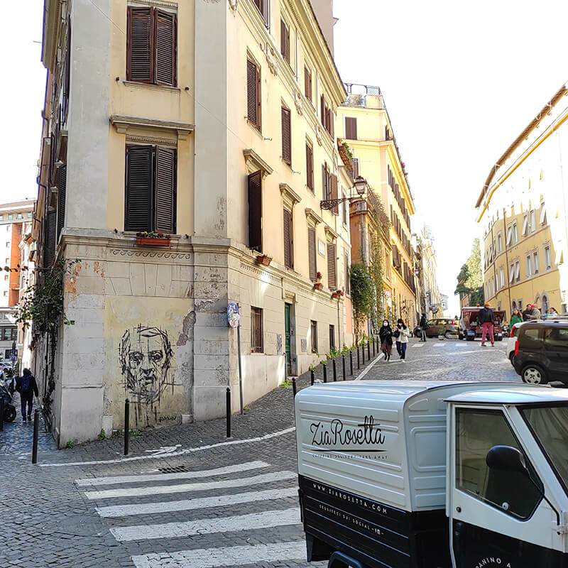 RomaGuideTour - Esperienze, tour e visite guidate a Roma e provincia | Esperienze tipiche locali di arte cibo e artigianato dei quartieri romani: Rione Monti