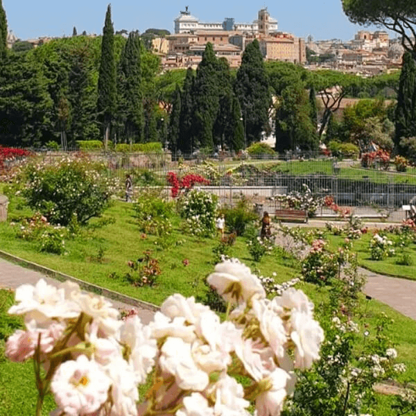 Apertura di Primavera al Roseto Comunale di Roma al Colle Aventino