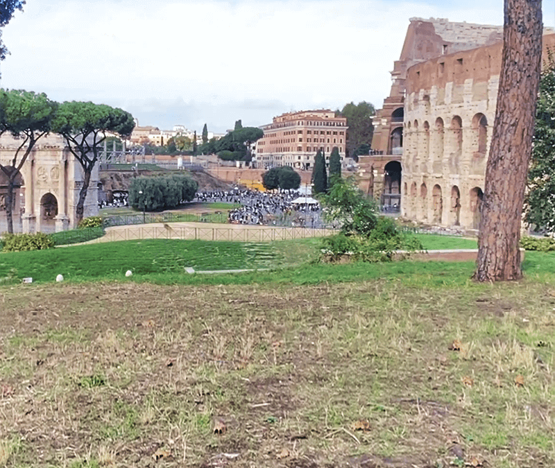 Colosseo, Arco di Costantino e Palatino visti dal Celio [video]